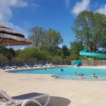 Mobil Confort Dans Parc Résidentiel De Loisirs Saint-Hilaire-de-Riez