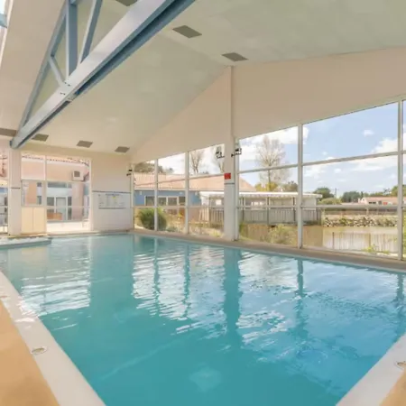 Campeggio Mobil Confort Dans Parc Résidentiel De Loisirs *